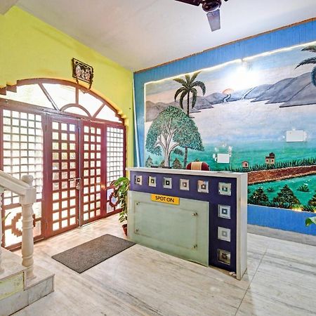 Spot On 81220 New Asha Hotel Puri Exterior photo